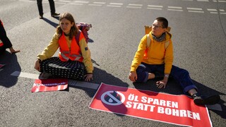Γερμανία - «Τελευταία γενιά»: Οργή για τη δράση των ακτιβιστών για το κλίμα