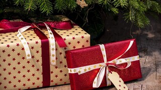 Έρευνα ΕΥ: Αλλάζουν οι καταναλωτικές συνήθειες τα φετινά Χριστούγεννα