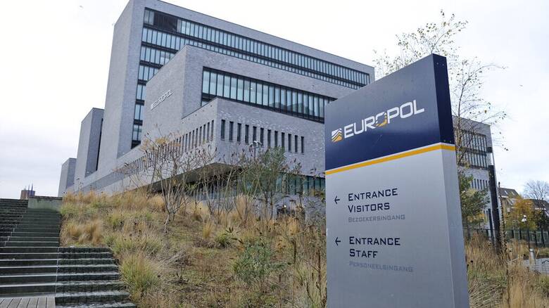 Μεγάλη επιτυχία της Europol: Διέλυσε «σούπερ καρτέλ» κοκαΐνης - Κατασχέθηκαν 30 τόνοι