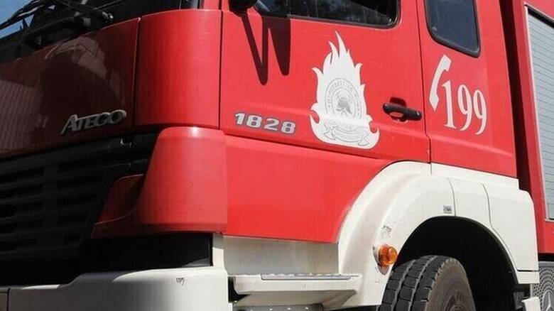 Θεσσαλονίκη: Φωτιά σε αποθήκη μεταφορικής εταιρίας στο Καλοχώρι