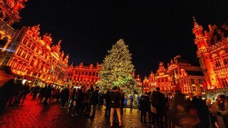 «Μύρισε» Χριστούγεννα: Παραμυθένιες εικόνες από τις ευρωπαϊκές πρωτεύουσες