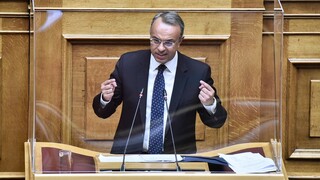 Βουλή - Σταϊκούρας: Ενισχύουμε το εισόδημα των πολιτών, στηρίζουμε κλάδους της οικονόμίας