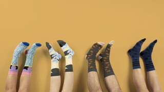 Together We Create «Ζεστά Πόδια – Ζεστή Καρδιά»:  Συλλεκτικά CHARMing Socks για καλό σκοπό