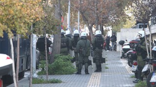 Θεσσαλονίκη: Προθεσμία να απολογηθεί ζήτησε και έλαβε ο αστυνομικός που πυροβόλησε τον 16χρονο