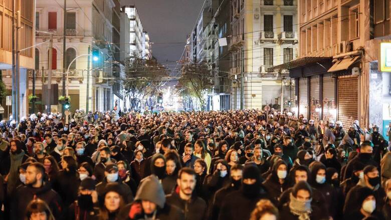 Αλέξανδρος Γρηγορόπουλος: Σε εξέλιξη οι πορείες στο κέντρο της Αθήνας (pics)