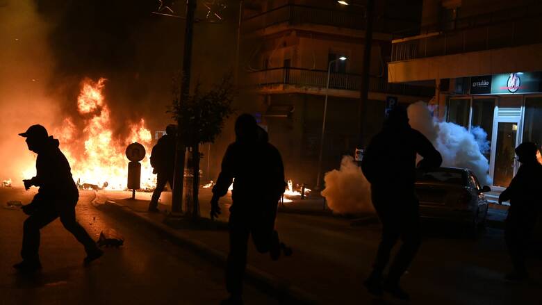 Θεσσαλονίκη: Δυο αστυνομικοί τραυματίες κατά τη διάρκεια των επεισοδίων