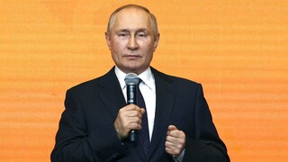 Πούτιν: Ο κίνδυνος πυρηνικού πολέμου αυξάνεται, αλλά η Ρωσία «δεν τρελάθηκε»
