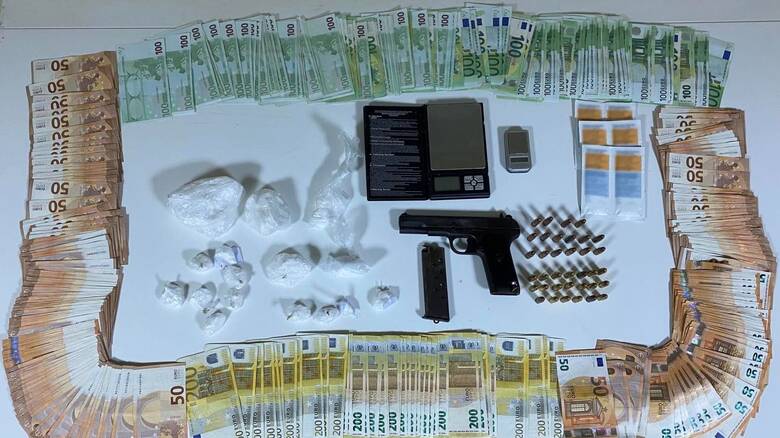 Θεσσαλονίκη: Σύλληψη 39χρονου για κατοχή κοκαΐνης και μεγάλου χρηματικού ποσού