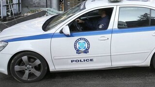 Ηράκλειο: Συνελήφθη άνδας που περίμενε τη σύζυγό του κρατώντας καραμπίνα