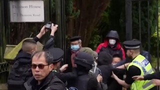 Βρετανία: Εδιωξαν 6 Κινέζους διπλωμάτες για τις ταραχές στο Μάντσεστερ