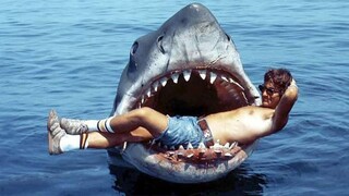 Ο Στίβεν Σπίλμπεργκ ζητάει συγγνώμη από τους καρχαρίες - Για το «Jaws» φυσικά