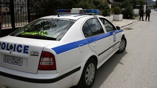 Άντρας βρέθηκε νεκρός στην Κοζάνη - Η σύζυγός του είχε κλειστεί στο ασανσέρ