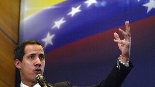Βενεζουέλα: Διάλυση της μεταβατικής κυβέρνησης Γκουαϊδό απαιτεί η αντιπολίτευση