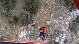 Όλυμπος: Συνεχίζονται οι προσπάθειες ανάσυρσης ορειβάτη - Επιχειρεί super puma