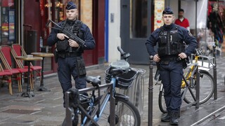 Γαλλία: Νέα βίντεο από τον δράστη που επιτέθηκε και σκότωσε τρεις στο Παρίσι