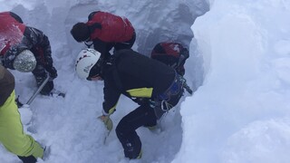 Αυστρία: Η στιγμή που η χιονοστιβάδα καταπλακώνει τους 10 σκιέρ - Σώθηκαν από θαύμα