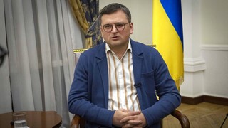 Ουκρανία - Κουλέμπα: Στοχεύουμε σε ειρήνη τον Φεβρουάριο του 2023