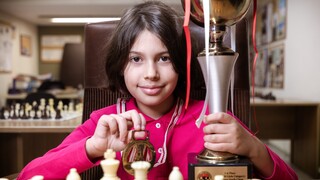 Μαριάντα Λάμπου: Η εννιάχρονη πρωταθλήτρια Ευρώπης στο Σκάκι που έχει στόχο να γίνει αστροφυσικός
