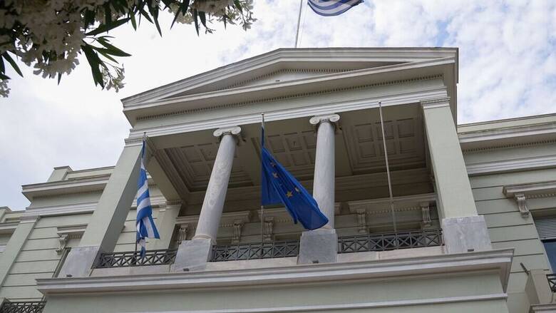 ΥΠΕΞ: Ανακοίνωση για τη βεβήλωση του εβραϊκού μνημείου στη Θεσσαλονίκη