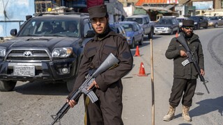 Αφγανιστάν: Έκρηξη με νεκρούς και τραυματίες στο στρατιωτικό αεροδρόμιο της Καμπούλ