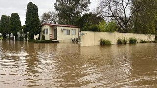 Σφοδρές πλημμύρες στην Αυστραλία - Αποκλεισμένες πολλές κοινότητες στα δυτικά