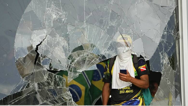 Χάος στη Βραζιλία: Ο Λουλα επιστρατεύει την εθνοφρουρά - «Θα τιμωρηθούν οι φασίστες»