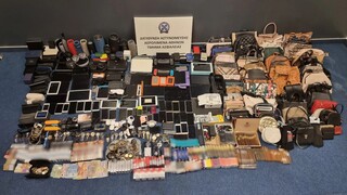 Ελευθέριος Βενιζέλος: Υπάλληλος αεροδρομίου έκλεβε κινητά, τσάντες, αξεσουάρ και λεφτά από βαλίτσες