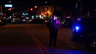 Πυροβολισμοί στο Λος Άντζελες: 10 νεκροί και 10 οι τραυματίες -  Αναζητείται ο ύποπτος