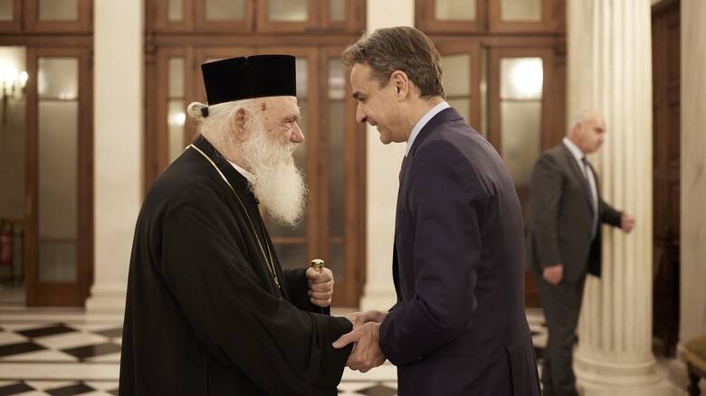 Μητσοτάκης: Συναντήθηκε με τον Αρχιεπίσκοπο Ιερώνυμο με θέμα την εκκλησιαστική περιουσία