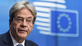 Τζεντιλόνι: «Χρειαζόμαστε νέο χρήμα» – Η ΕΕ να αναλάβει νέο χρέος 350 δισεκ. ευρώ