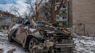 Πόλεμος Ουκρανία: Βομβαρδισμοί σε Χερσώνα και Χάρκοβο – Τέσσερις νεκροί