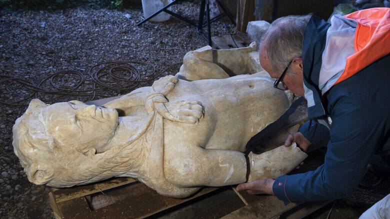 Ρώμη: Βρέθηκε άγαλμα Ρωμαίου αυτοκράτορα με τη μορφή του Ηρακλή
