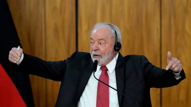 Βραζιλία: Ο Λούλα κατηγορεί τον Μπολσονάρου για απόπειρα πραξικοπήματος