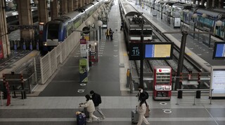 Γαλλία: Συνελήφθη άνδρας που απειλούσε να ανατιναχθεί ή να ανατινάξει τρένο