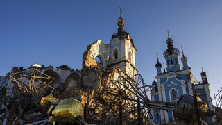 Ουκρανία: Η Μόσχα κατηγορεί το Κίεβο ότι σχεδιάζει να ανατινάξει κτίρια με αμάχους στην Κραματόρσκ