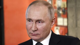 Ουκρανία: «Ο Πούτιν έχει υποσχεθεί να μην σκοτώσει τον Ζελένσκι», λέει ο Μπένετ