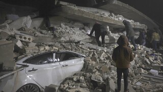 Σεισμός στην Τουρκία - Σοκαριστική εκτίμηση Τσελέντη: Θα ξεπεράσουν κατά πολύ τα 10.000 τα θύματα