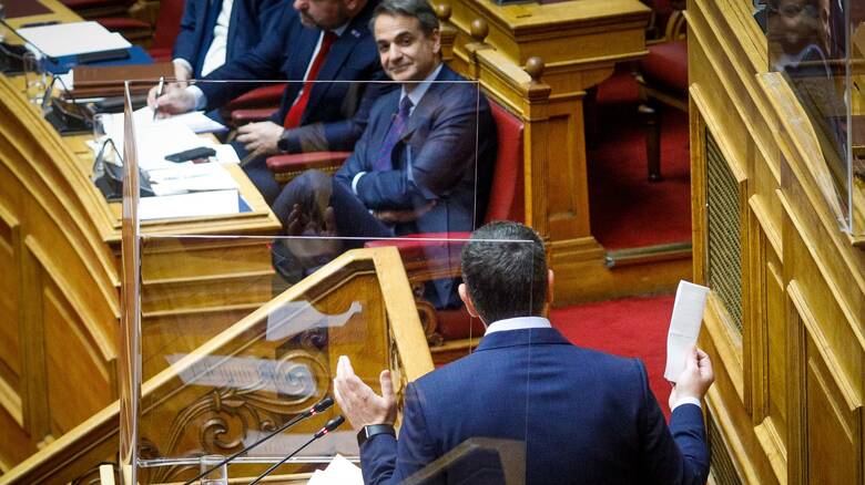 «Ασκήσεις» προεκλογικής ετοιμότητας Μητσοτάκη - Τσίπρα στη Βουλή