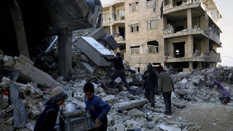 Σεισμός Τουρκία: Πάνω από 8.700 οι νεκροί - Τεράστια ανθρωπιστική κρίση