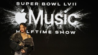 Rihanna: Δηλώνει «έτοιμη» να ανέβει στην μεγάλη σκηνή του Super Bowl