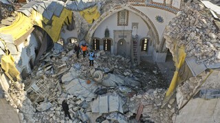 Σεισμός στην Τουρκία: Η ΕΜΑΚ βρήκε ζωντανή 24χρονη κοπέλα στην Αντιόχεια