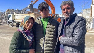 Σεισμός Τουρκία: «Οι τελευταίες στιγμές» που κατέγραψε 17χρονος επιζών