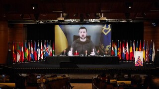 Ουκρανία: Στη Σύνοδο Κορυφής του ΝΑΤΟ ο Ζελένσκι τον Ιούλιο