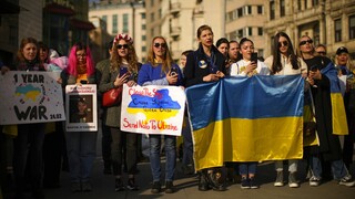 Βελιγράδι: Πορεία κατά του πολέμου για τη συμπλήρωση ενός έτους από την έναρξή του στην Ουκρανία