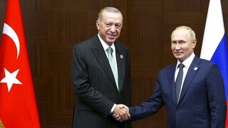 «Δίκαιη ειρήνη» ζήτησε ο Ερντογάν σε τηλεφωνική επικοινωνία με τον Πούτιν