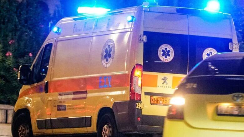 Ιωάννινα: Δύο νεκροί μετά από τροχαίο ανάμεσα σε αυτοκίνητο και ασθενοφόρο