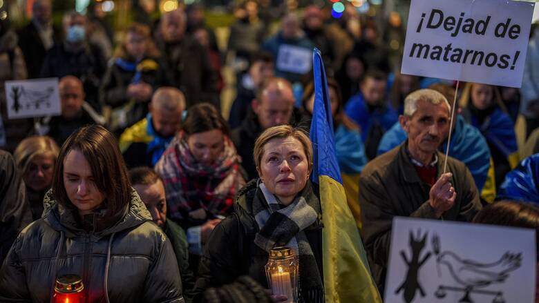 Πόλεμος Ουκρανία: Διαδηλώσεις από χιλιάδες πολίτες ανά την Ευρώπη υπέρ της ειρήνης