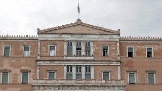 Βουλή: Τροπολογία για το προσωπικό του «Βοήθεια στο Σπίτι» και το Μετρό Θεσσαλονίκης