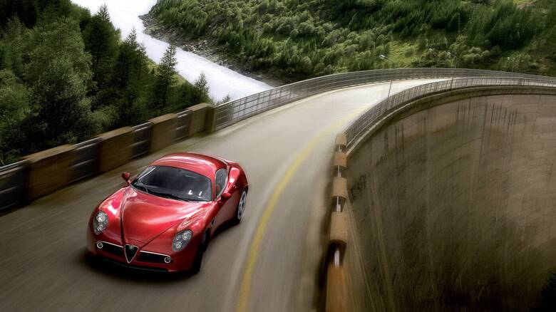 Αυτοκίνητο: Το νέο supercar της Alfa Romeo σχεδόν ξεπούλησε πριν καν παρουσιαστεί