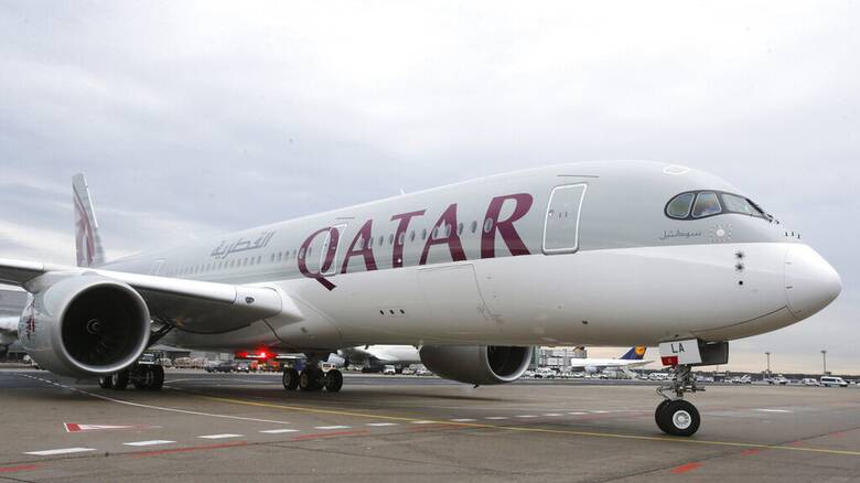 Politico: Ανώτατος αξιωματούχος της ΕΕ πέταγε δωρεάν στο Κατάρ, ενώ «ψηνόταν» συμφωνία